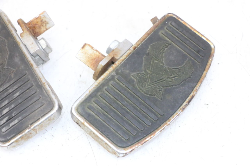 photo de ZESTAW PRZEDNICH PODNÓŻKÓW HYOSUNG GV AQUILA 125 (2000 - 2009) - Widok produktu