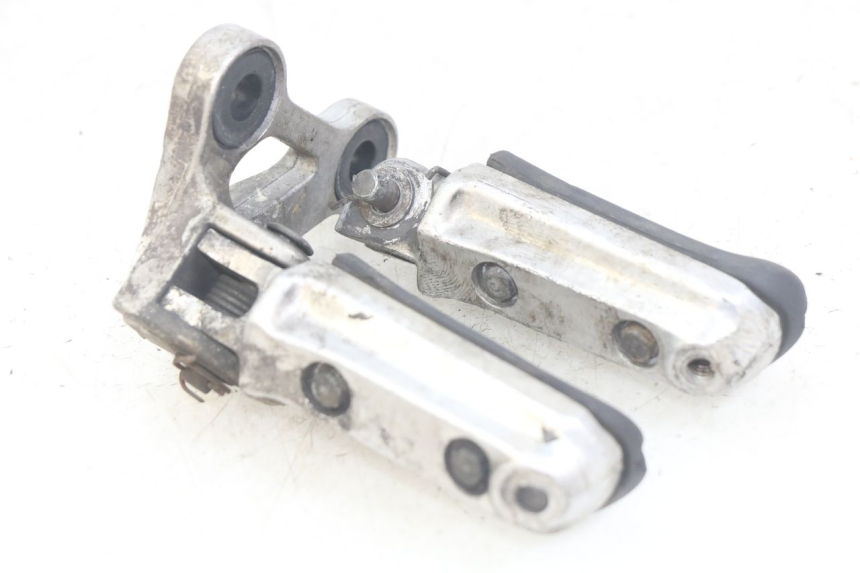 photo de ZESTAW PRZEDNICH PODNÓŻKÓW HONDA CBR F SC25 1000 (1989 - 1992) - Widok ogólny