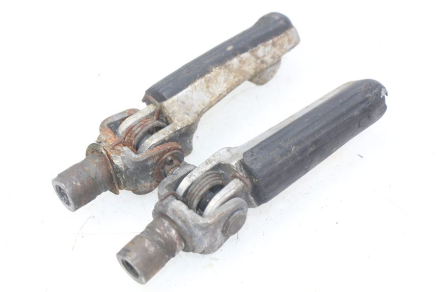 photo de PARA PRZODEK PODNÓŻKI HONDA CBR RR FIREBLADE 900 (1992 - 1994) - Zoom stanu zużycia