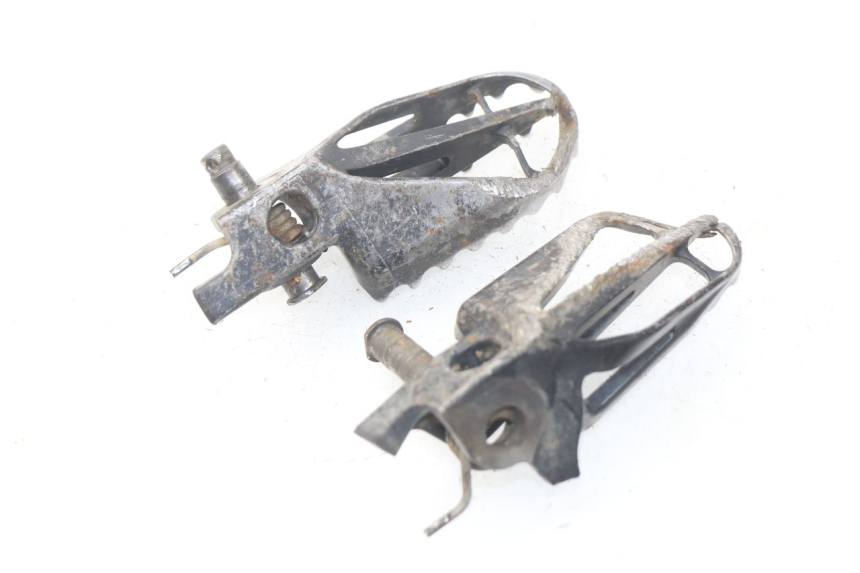 photo de ZESTAW PRZEDNICH PODNÓŻKÓW HONDA CRF CR-F 450 (2005 - 2008) - Inny kąt widzenia