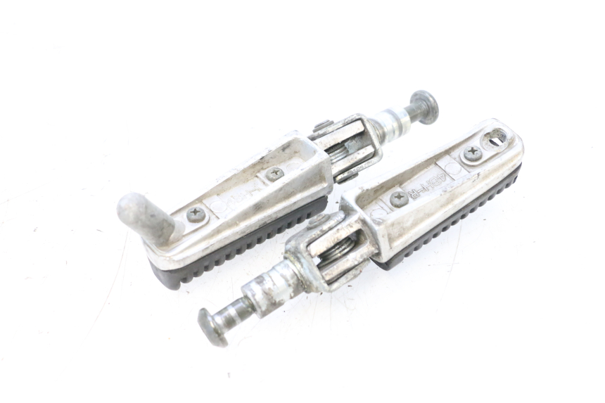 photo de PARA PRZODEK PODNÓŻKI YAMAHA FZS FAZER 600 (1998 - 2001) - Zbliżenie techniczne