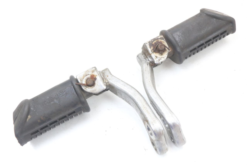 photo de ZESTAW PRZEDNICH PODNÓŻKÓW SUZUKI GN 125 (1997 - 2000) - Widok ogólny