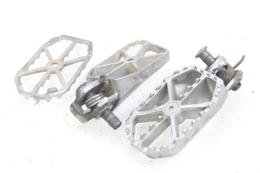 photo de ZESTAW PRZEDNICH PODNÓŻKÓW KAWASAKI KXF KX-F 250 (2012 - 2014) - Zoom stanu zużycia