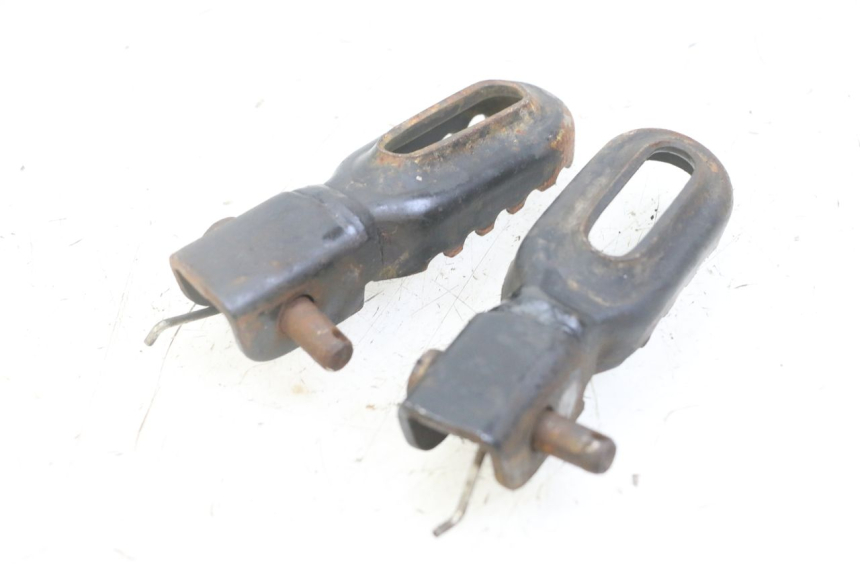 photo de ZESTAW PRZEDNICH PODNÓŻKÓW MBK X-LIMIT XLIMIT 50 (2007 - 2012) - Zoom stanu zużycia