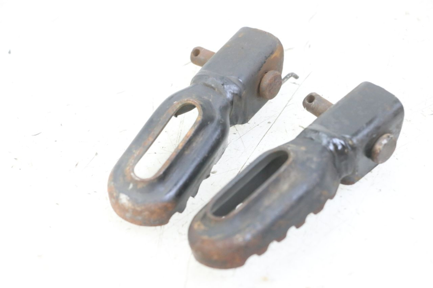 photo de ZESTAW PRZEDNICH PODNÓŻKÓW MBK X-LIMIT XLIMIT 50 (2007 - 2012) - Inny kąt widzenia