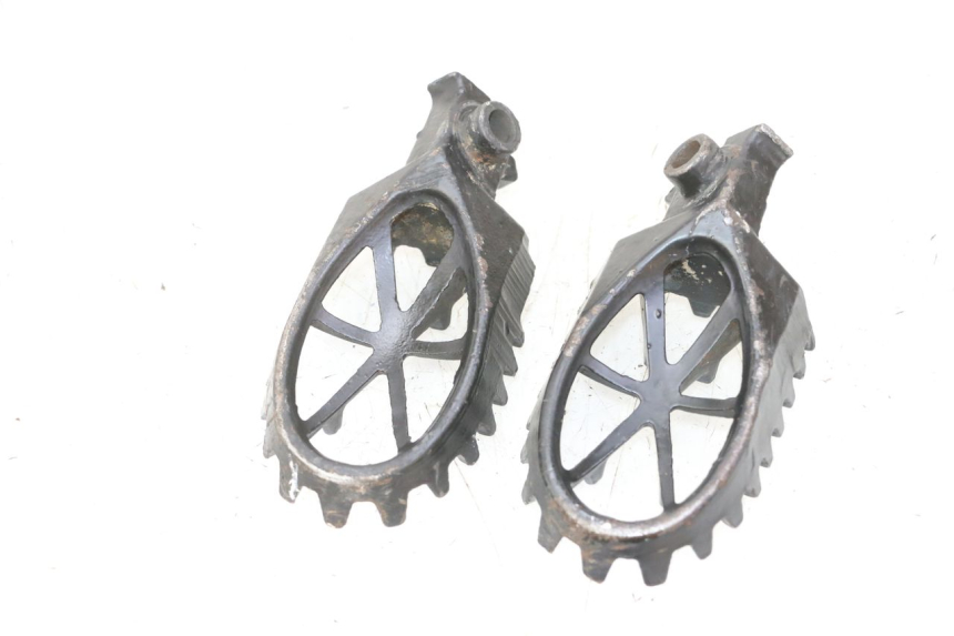 photo de PARA PRZODEK PODNÓŻKI APOLLO RFZ 125 - Zoom stanu zużycia