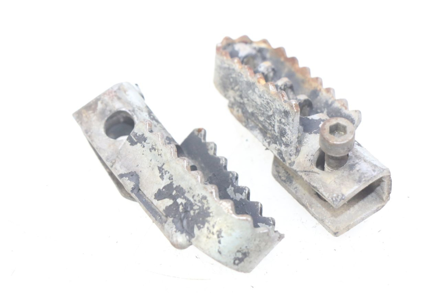 photo de PARA PRZÓD PODNÓŻKI DERBI SENDA 50 (2003 - 2005) - Zbliżenie techniczne