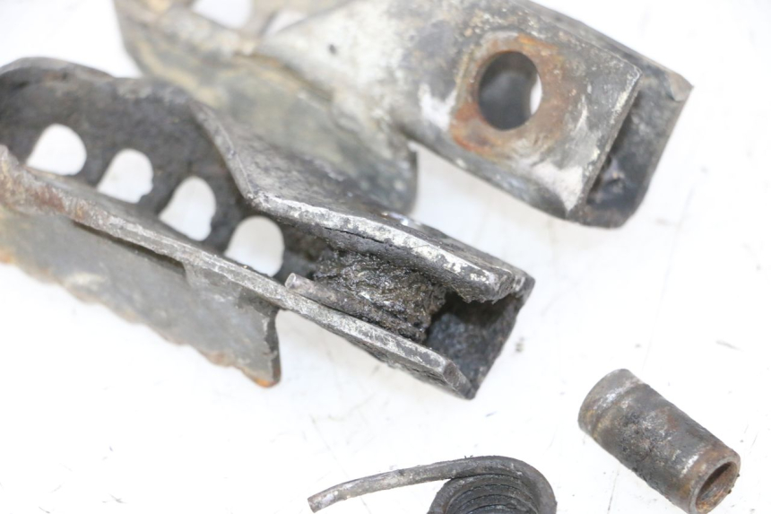 photo de PARA PRZODEK PODNÓŻKI GILERA SMT SUPERMOTARD 50 (2009 - 2017) - Zbliżenie techniczne