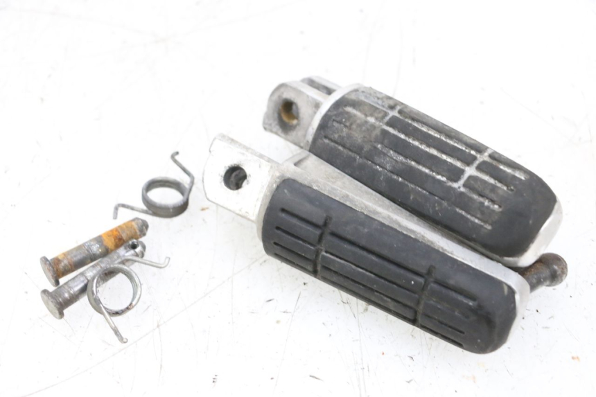 photo de PARA PRZODEK PODNÓŻKI YAMAHA TDM ABS 900 (2002 - 2014) - Szczegół części