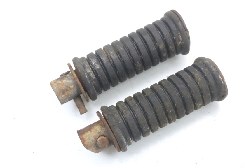 photo de ZESTAW PRZEDNICH PODNÓŻKÓW SUZUKI TS X 80 (1984 - 1988) - Widok główny