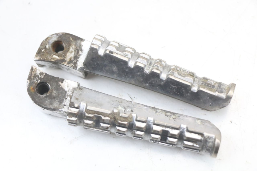 photo de PARA PRZODEK PODNÓŻKI KEEWAY TX 50 (2008 - 2015) - Zoom stanu zużycia