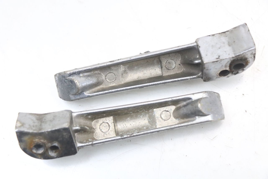 photo de PARA PRZODEK PODNÓŻKI KEEWAY TX 50 (2008 - 2015) - Inny kąt widzenia