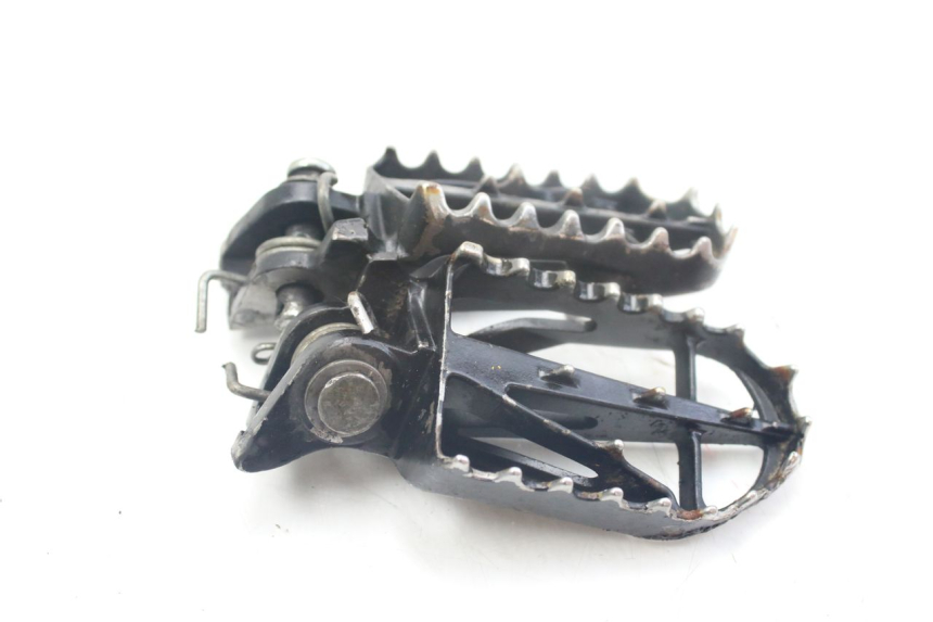 photo de ZESTAW PRZEDNICH PODNÓŻKÓW MBK X-LIMIT XLIMIT 50 (2003 - 2006) - Widok ogólny