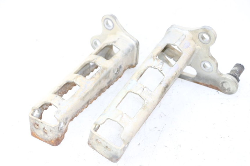 photo de ZESTAW PRZEDNICH PODNÓŻKÓW YAMAHA YFM R RAPTOR 250 (2008 - 2014) - Inny kąt widzenia