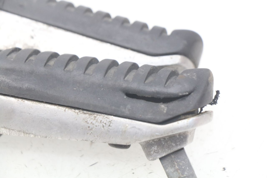 photo de ZESTAW PRZEDNICH PODNÓŻKÓW KAWASAKI Z S 750 (2003 - 2006) - Szczegół części