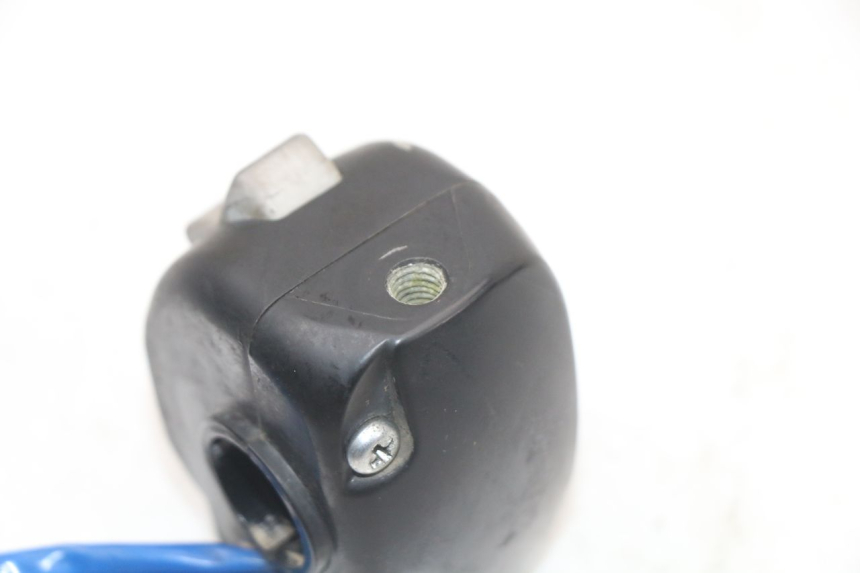 photo de ZESTAW PRZEŁĄCZNIKÓW KIEROWNICY KYMCO AGILITY 4T 50 (2018 - 2022) - Punkty mocowania