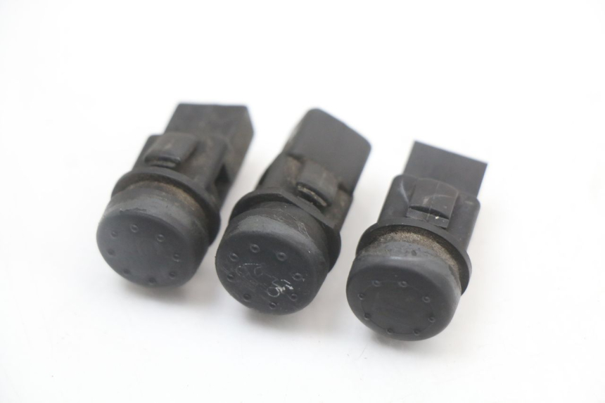 photo de ZESTAW PRZEŁĄCZNIKÓW PIAGGIO X8 125 (2004 - 2007) - Szczegół części