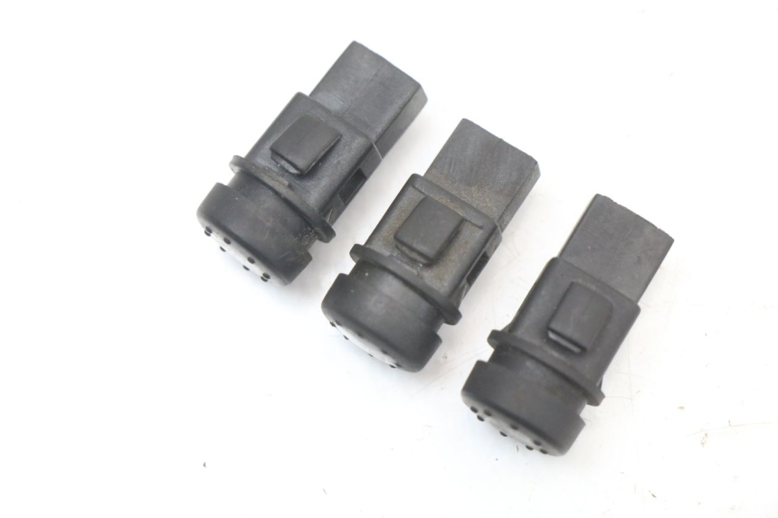 photo de ZESTAW PRZEŁĄCZNIKÓW PIAGGIO X8 125 (2004 - 2007) - Szczegół części