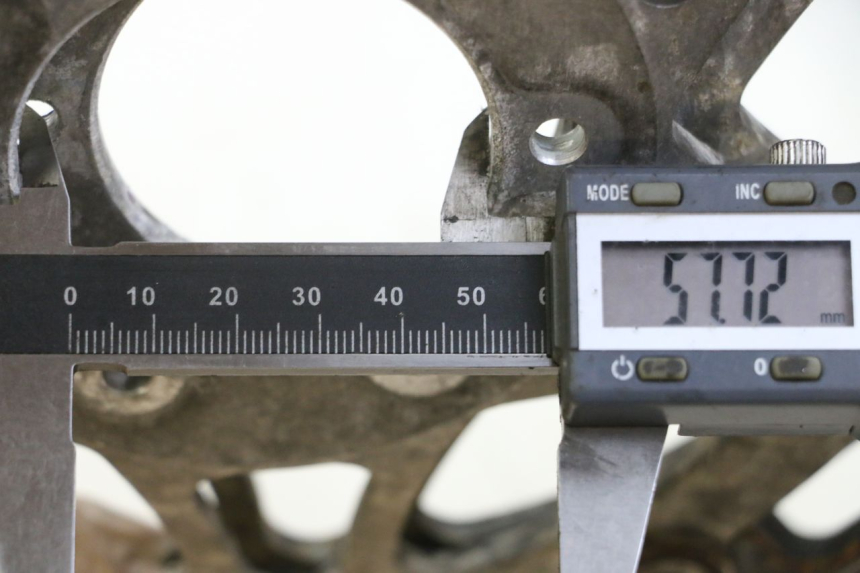 photo de ZESTAW PRZEDNICH TARCZ HAMULCOWYCH HONDA CBR RR FIREBLADE 900 (1992 - 1994) - Szczegół części