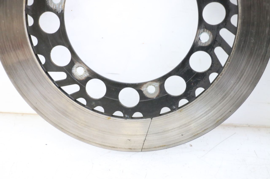 photo de ZESTAW PRZEDNICH TARCZ HAMULCOWYCH YAMAHA FJ 36Y 1100 (1984 - 1985) - Szczegóły charakterystyczne