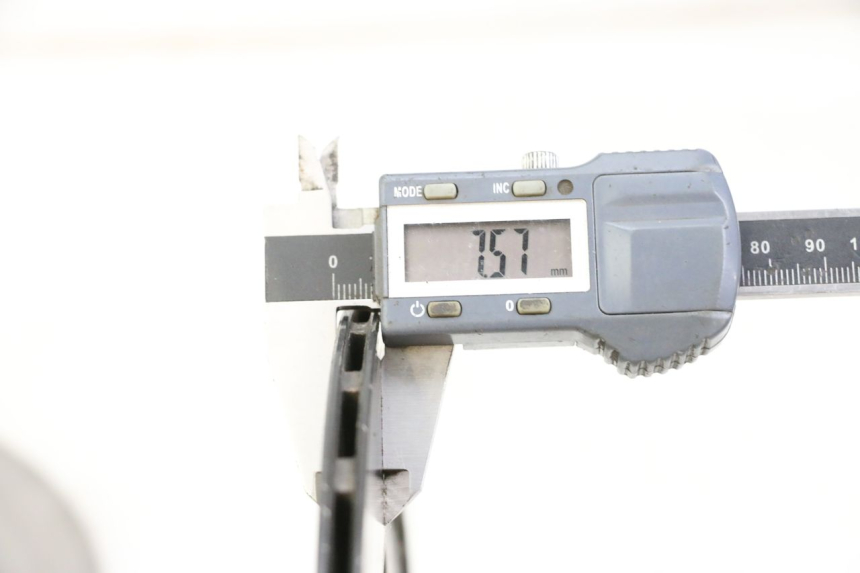 photo de ZESTAW PRZEDNICH TARCZ HAMULCOWYCH YAMAHA FJ 36Y 1100 (1984 - 1985) - Zoom stanu zużycia