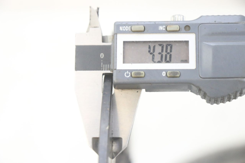 photo de ZESTAW PRZEDNICH TARCZ HAMULCOWYCH YAMAHA FJR ABS 1300 (2006 - 2012) - Zoom stanu zużycia