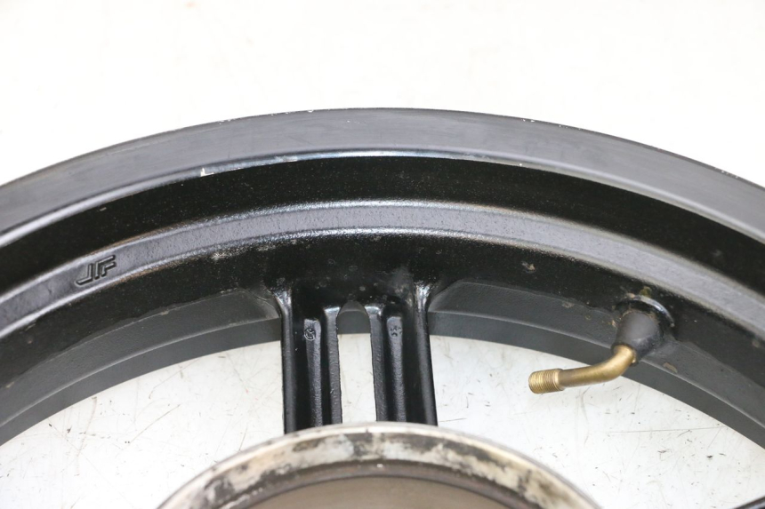 photo de PARA KOŁA KYMCO AGILITY 16+ 4T 50 (2018 - 2023) - Szczegóły charakterystyczne