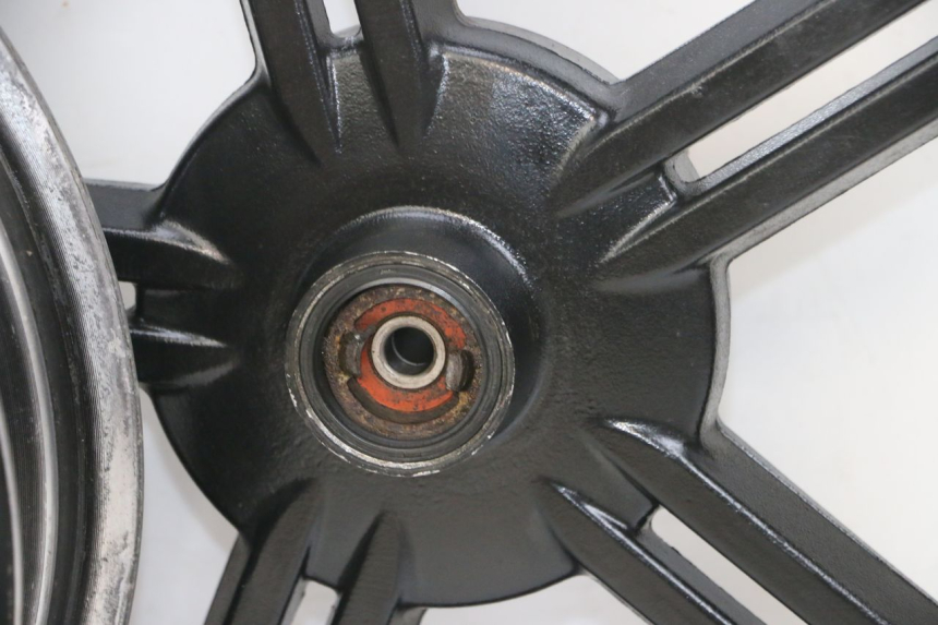 photo de PARA KOŁA KYMCO AGILITY 16+ 4T 50 (2018 - 2023) - Widok profilu