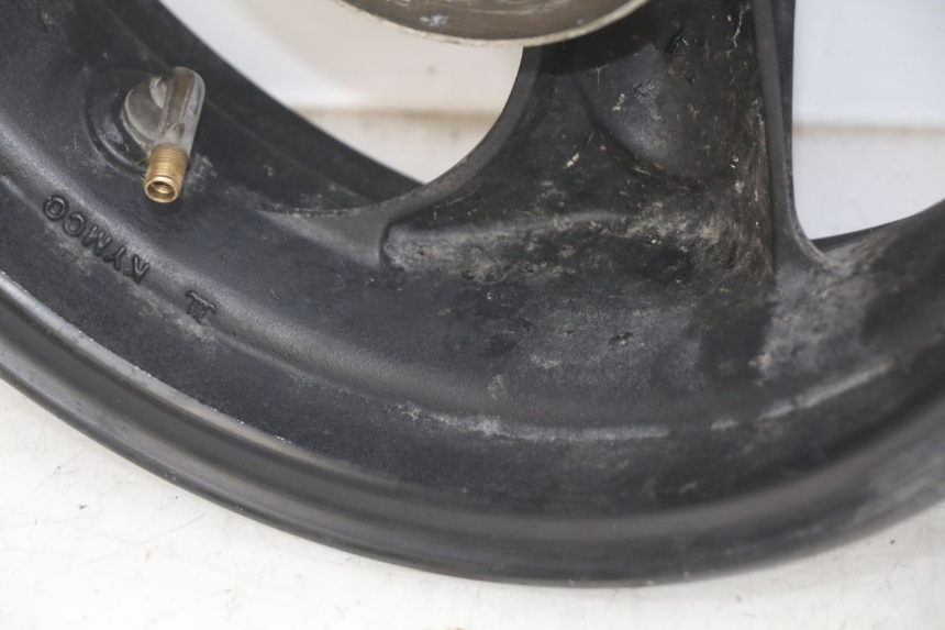 photo de PARA KOŁA KYMCO AGILITY 4T 50 (2005 - 2018) - Szczegóły charakterystyczne