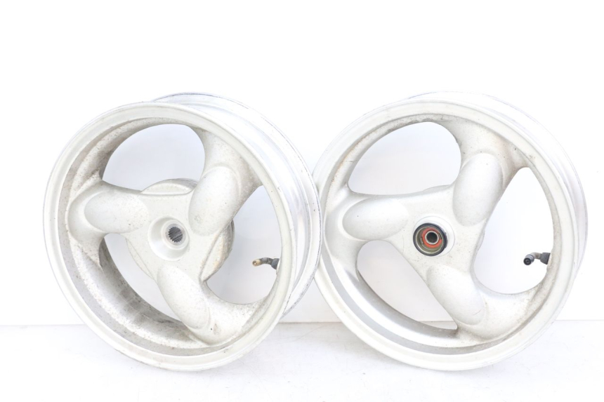 photo de PARA KOŁA KYMCO AGILITY 4T 50 (2005 - 2018) - Widok główny