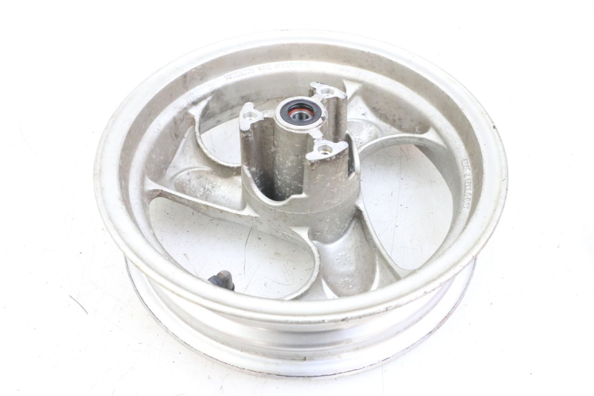 photo de PARA KOŁA KYMCO AGILITY 4T 50 (2005 - 2018) - Zbliżenie techniczne