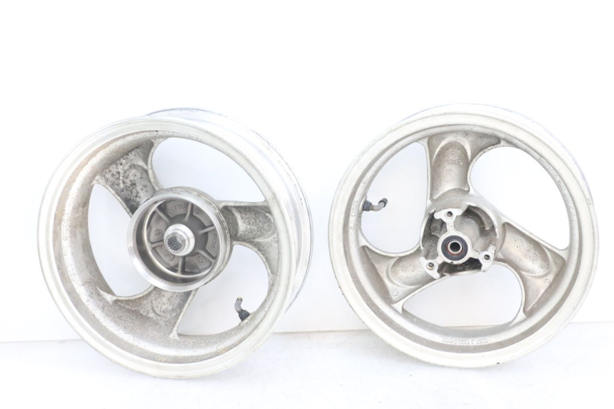 photo de PARA KOŁA KYMCO AGILITY 4T 50 (2005 - 2018) - Część sprawdzona