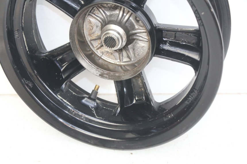 photo de ZESTAW FELG SYM CROX 4T 50 (2016 - 2023) - Struktura - zbliżenie