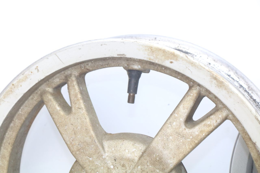 photo de PARA KOŁA PEUGEOT KISBEE 4T 50 (2010 - 2017) - Widok profilu