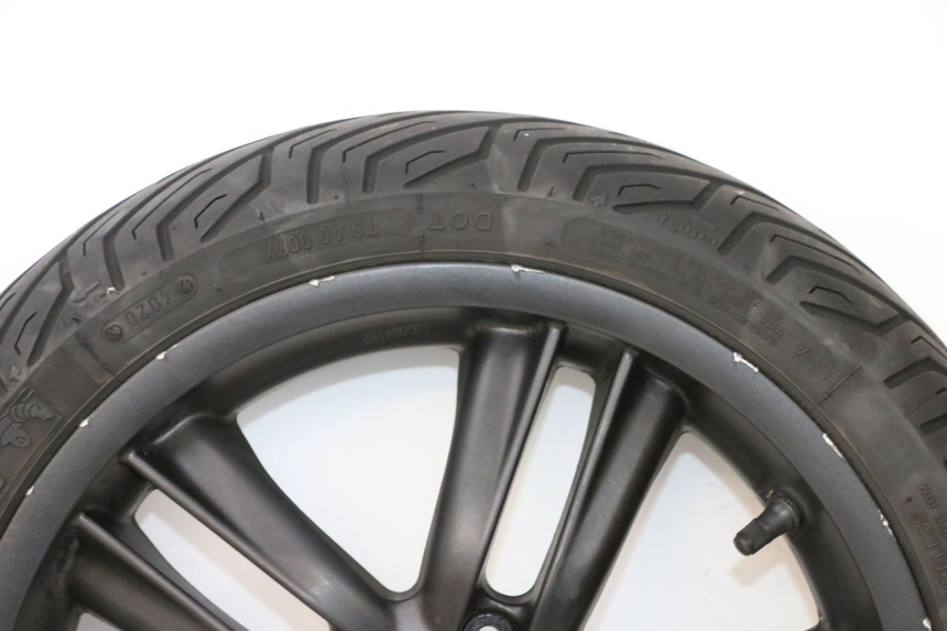 photo de PARA KOŁA PIAGGIO MP3 HPE 300 (2019 - 2026) - Widok główny