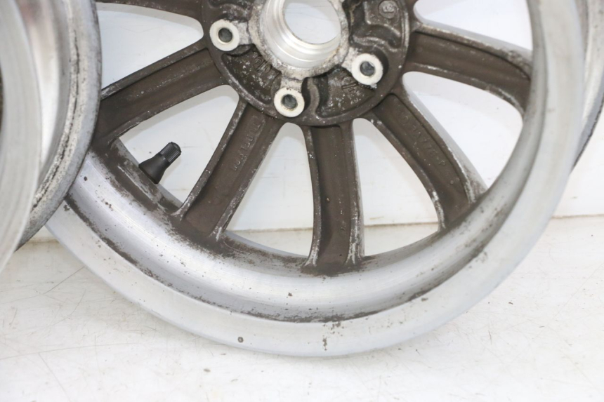 photo de PARA KOŁA PIAGGIO MP3 LT 300 (2010 - 2016) - Część sprawdzona