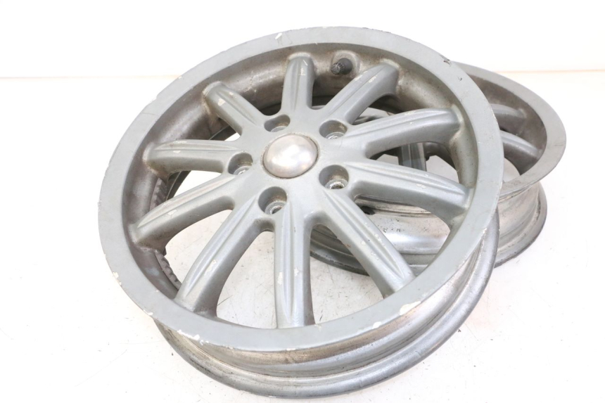 photo de PARA KOŁA PIAGGIO MP3 125 (2006 - 2014) - Zoom stanu zużycia