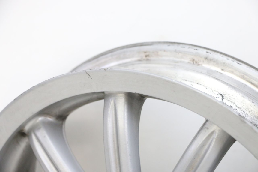 photo de PARA KOŁA PIAGGIO MP3 RL 250 (2006 - 2010) - Punkty mocowania