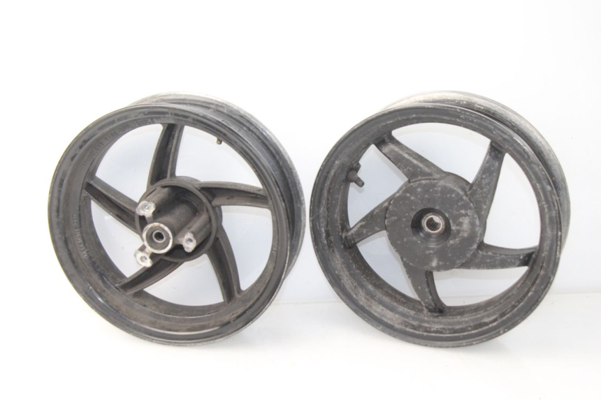 photo de ZESTAW FELG SYM ORBIT 2 4T 50 (2008 - 2017) - Widok z bliska