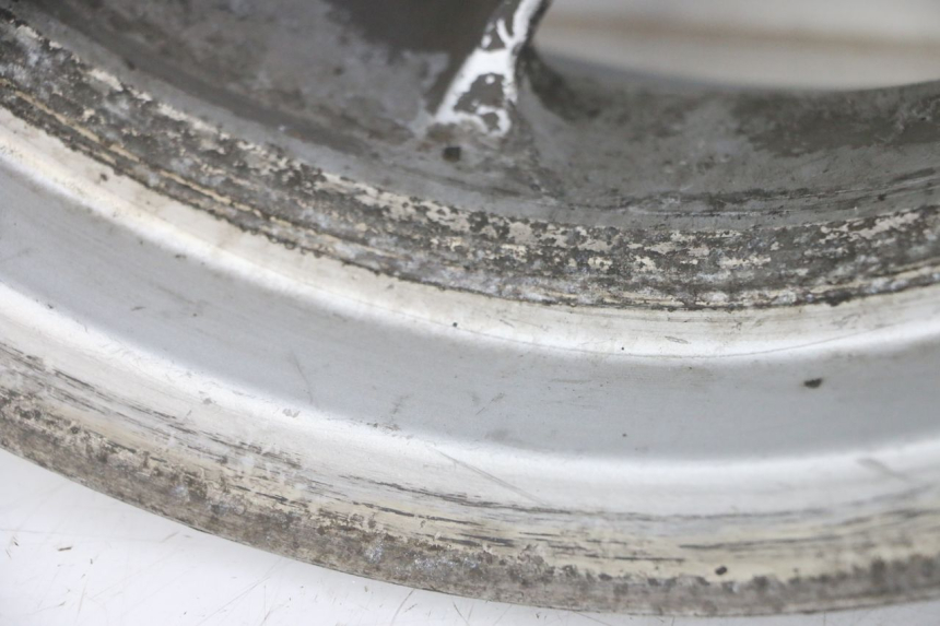 photo de ZESTAW FELG PEUGEOT ELYSTAR 50 (2002 - 2014) - Struktura - zbliżenie