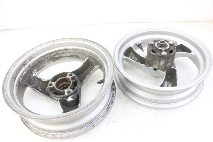 photo de ZESTAW FELG PEUGEOT ELYSTAR 50 (2002 - 2014) - Zoom stanu zużycia