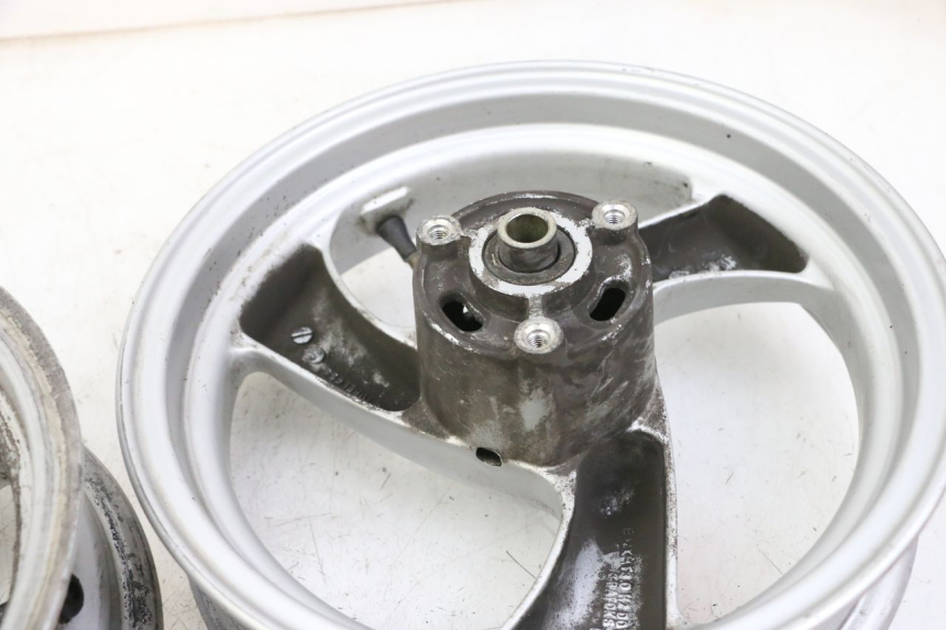 photo de ZESTAW FELG PEUGEOT ELYSTAR 50 (2002 - 2014) - Widok ogólny