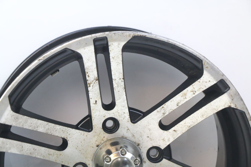 photo de PARA KOŁA SPY RACING F3 350 (2015 - 2022) - Alternatywny kąt