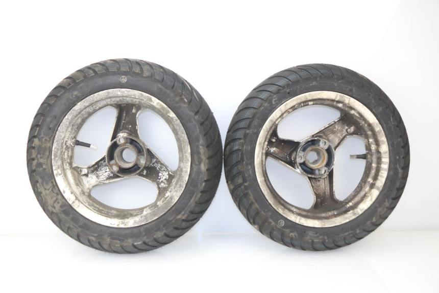 photo de PARA KOŁA PEUGEOT SPEEDFIGHT LC 50 (1996 - 2002) - Widok produktu
