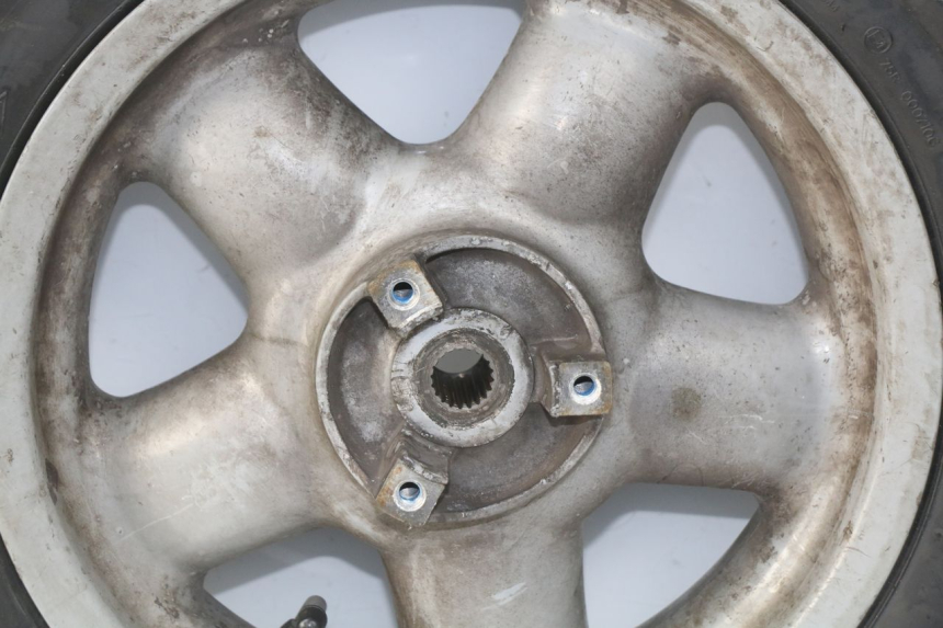 photo de ZESTAW FELG YAMAHA YP MAJESTY 125 (2002 - 2006) - Zbliżenie komponentów