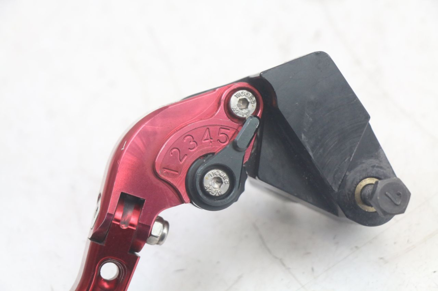 photo de ZESTAW DŹWIGNI HAMULCA KAWASAKI ER-6 ER6 N 650 (2012 - 2016) - Zbliżenie techniczne