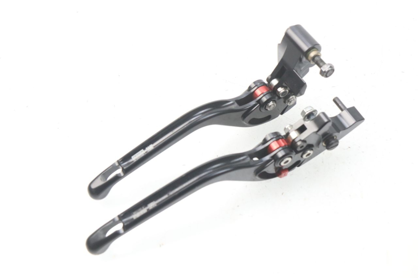 photo de ZESTAW DŹWIGNI HAMULCA KAWASAKI Z Z900 900 (2017 - 2019) - Zbliżenie techniczne