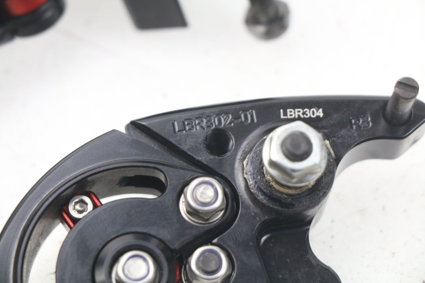 photo de ZESTAW DŹWIGNI HAMULCA KAWASAKI Z Z900 900 (2017 - 2019) - Widok ogólny