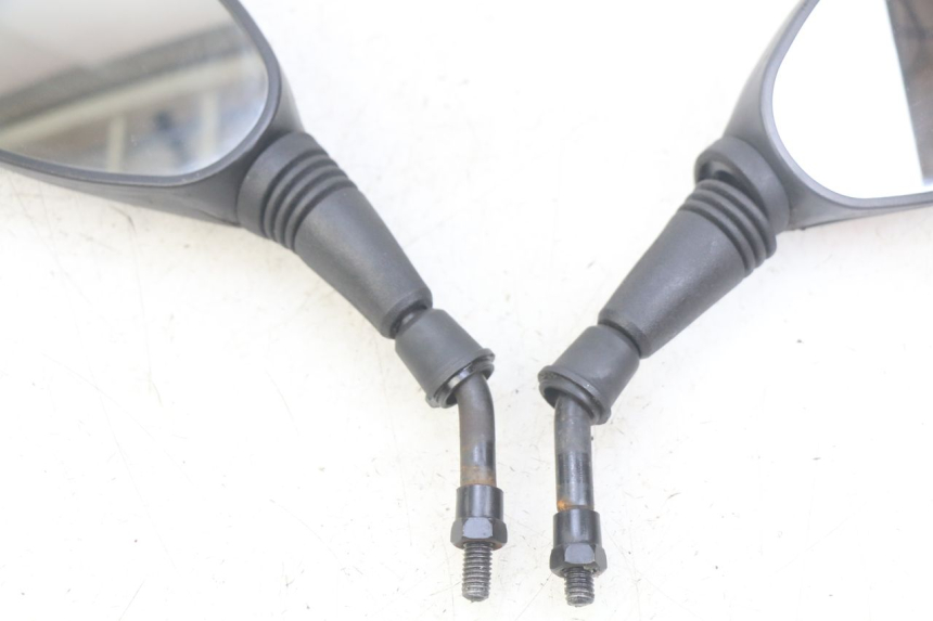 photo de PARA LUSTERKA KEEWAY F-ACT FACT 50 (2006 - 2011) - Inny kąt widzenia