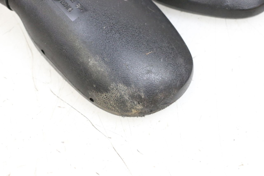 photo de ZESTAW LUSTERKÓW WSTECZNYCH MBK FLAME X 125 (2007 - 2016) - Punkty mocowania